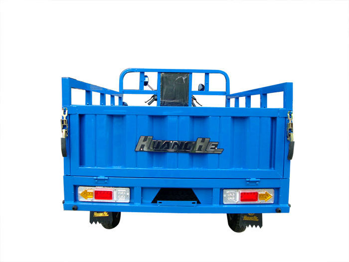 Làm mát bằng nước 200CC Xe ba bánh chở hàng với Trình điều khiển trục để giao nước