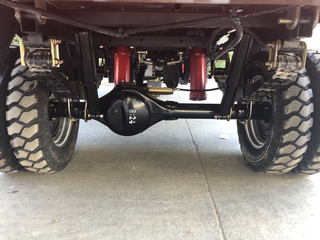 Xe ba bánh chở hàng dành cho người lớn 250CC Loại thân mở 1700 * 1250mm Phanh trống 60km / H Tốc độ tối đa